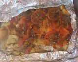 Foto del paso 4 de la receta: Lomito de Atún con vegetales #riquísimo #rápido #saludable #horno 🐟🥕🌶🧅🧄🍅