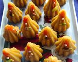 A picture of step 7 of Besan modak.