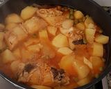 Foto del paso 3 de la receta: Bacalao guisado con patatas y guisantes