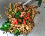 Foto langkah ke 3 dari resep Kwetiau Daging Cincang.