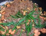 A picture of step 4 of Kanya's Pad Mee with Chicken.