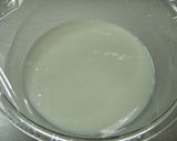 A picture of step 3 of Microwaved Uguisu-Mochi.