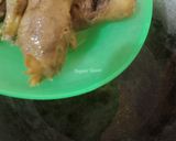 Foto langkah ke 4 dari resep Kepala Ayam Goreng Ungkeb Bumbu Instan.