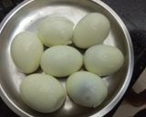 A picture of step 2 of Egg Masala.