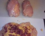 A picture of step 3 of Bacon chedder stuffed chicken.
