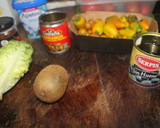 Foto del paso 1 de la receta: Ensalada picante con queso