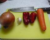 A picture of step 2 of Tomato Stew with Pork Filet and Beans.
