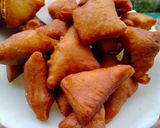 A picture of step 6 of Mandazi.
