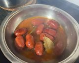 Foto del paso 2 de la receta: Choricitos al vino