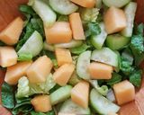 Foto del paso 2 de la receta: Ensalada de melón y pepino
