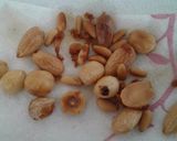 Foto del paso 10 de la receta Rape en salsa de frutos secos
