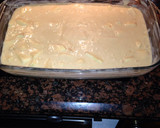Foto del paso 2 de la receta: Bizcocho de yogur con manzana