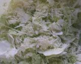 Foto del paso 1 de la receta: Ensalada fresca de atún y pepinillos