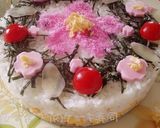 A picture of step 5 of Doll Festival Sushi Cake.