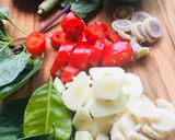 A picture of step 1 of Thai tofu steamed in banana leaf 🌱.