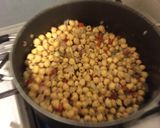 Foto del paso 1 de la receta: Garbanzos guisados con arroz