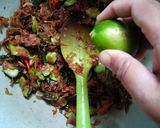 Foto langkah ke 4 dari resep Tumis Pedas Rebon Pete.