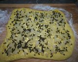 Foto del passaggio 4 della ricetta Colomba pere e cioccolato