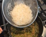 Foto del paso 4 de la receta: Fideos de arroz con zucchini