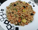 A picture of step 2 of Pineapple fried rice.
