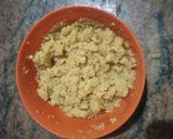 A picture of step 2 of Mawa Malai Kulfi.