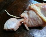 รูปขั้นตอนการทำที่ 1 ของ น่องไก่อมยิ้ม (Chicken Lollipop)
