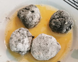 Foto del paso 8 de la receta: Croquetas de chipirones en su tinta