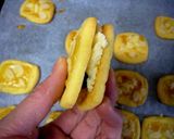 A picture of step 18 of Raisin Butter Pancake Mix Cookies.