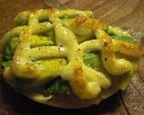 A picture of step 5 of Avocado Toast.