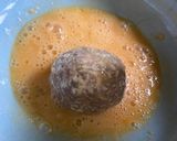A picture of step 4 of Banquet Scotch Egg.