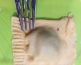 A picture of step 5 of Porcini Mushroom Ravioli in Soy Milk Sauce.