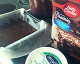 A picture of step 2 of Caramel Apple Dip Brownies.