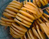 Foto langkah ke 2 dari resep Kentang spiral.