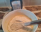 Foto del paso 3 de la receta: Galletas navideña con frutas abrillantadas rellenas con dulce de leche