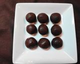 A picture of step 4 of Easy Chocolate Truffles for Valentine's Day.