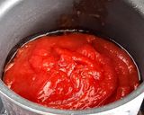 Foto del paso 3 de la receta: HUEVOS A La Flamenca sin Chorizo ni Jamón Serrano...!🍳❤️💛💚