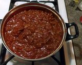 A picture of step 2 of spaghetti sauce.