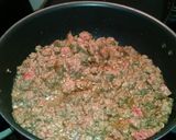 A picture of step 3 of Bacon cheese burger pasta.