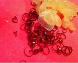 A picture of step 2 of Pasta alle Vongole Bianco.