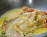 A picture of step 5 of Fried Chicken with Lemon Sauce.