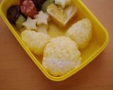 A picture of step 3 of Pokemon Fennekin 3D Rice Ball Charaben.