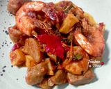 Foto langkah ke 7 dari resep Sambal Goreng Kentang, Bakso, dan Udang.