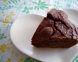 A picture of step 10 of 10-Minute Batter! Rich Gateau au Chocolat.
