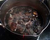 A picture of step 3 of Simmered Chestnuts.