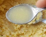 A picture of step 1 of Suji Halwa.