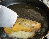 Foto del paso 2 de la receta: Chiles rellenos de queso secos