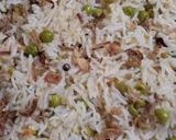 A picture of step 12 of Matar Pulao.