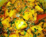 A picture of step 6 of Yam pottage.