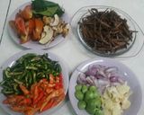Foto langkah ke 3 dari resep Oseng Pedas Teri Petai Saos Tiram.