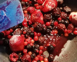 Foto del paso 1 de la receta: 228. Crumble de frutos del bosque / Horno